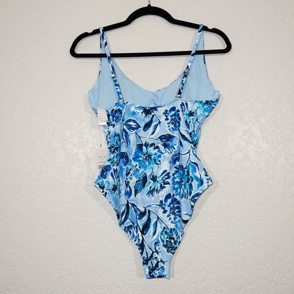 NWT Andie Blue Floral The Baia One Piece Swimsuit Size Medium‎ - Picture 7 of 7